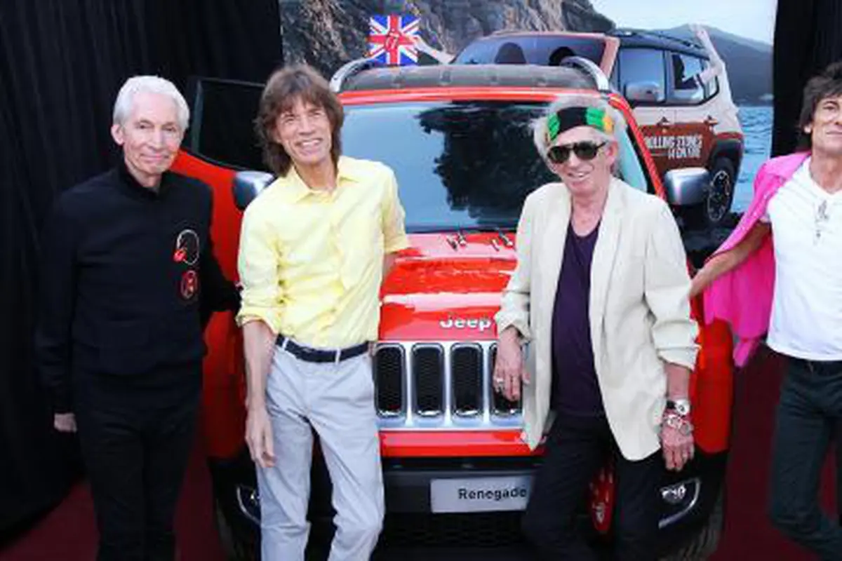 Ekstra Tanda Tangan Rolling Stone, Jeep Ini Dijual Rp 575 Juta!
