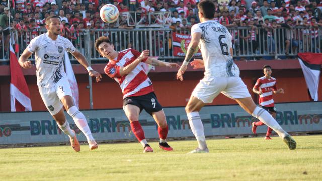 Madura United Vs Borneo FC