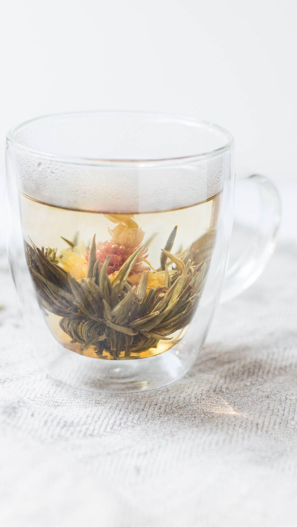 Minuman seperti<a class="editorlink " href="https://www.merdeka.com/jabar/manfaat-dan-efek-samping-teh-hijau-jangan-minum-berlebihan-kln.html" rel="follow" target="_self"> teh hijau</a>, kopi, dan minuman berprotein tinggi telah terbukti mampu meningkatka
