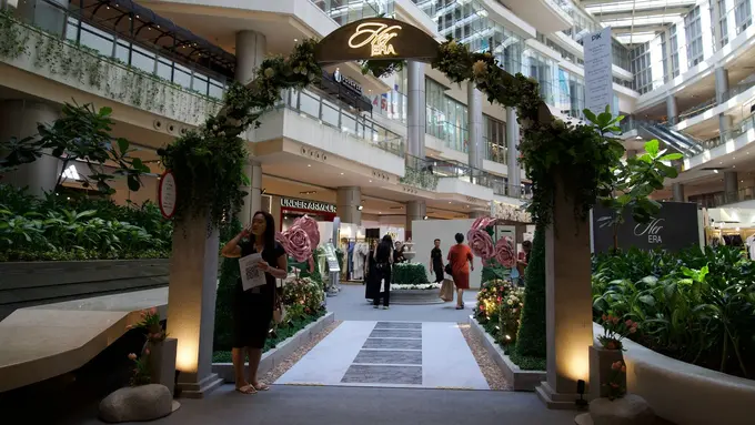 Bazzar Fashion untuk Memburu Baju Lebaran di HER ERA: Vol.I