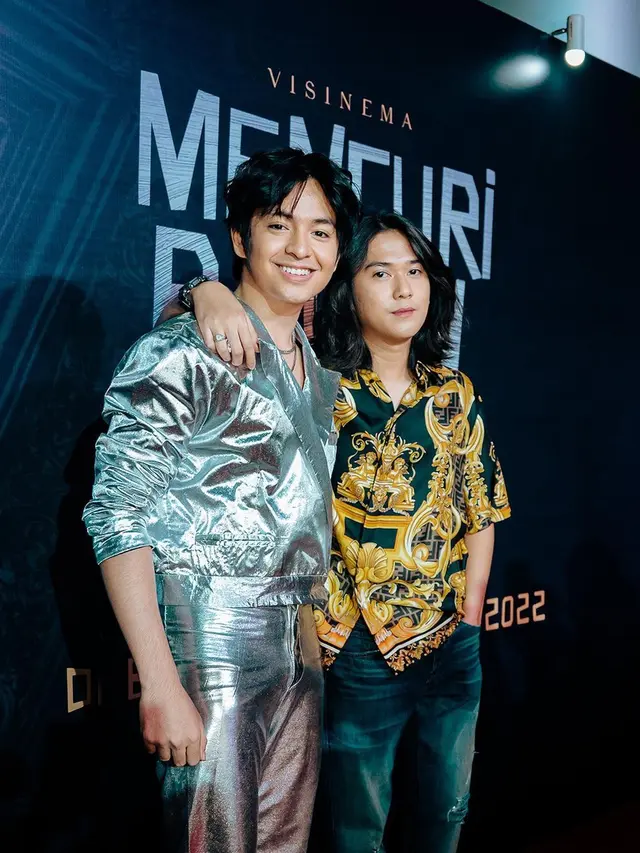 7 Potret Pemain Film Mencuri Raden Saleh di Red Carpet Premiere, Curi Perhatian