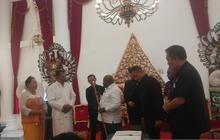 Menteri HAM Terima Tongkat Garuda Wisnu Kencana, Simbol Dukungan Prabowo Marhaenis