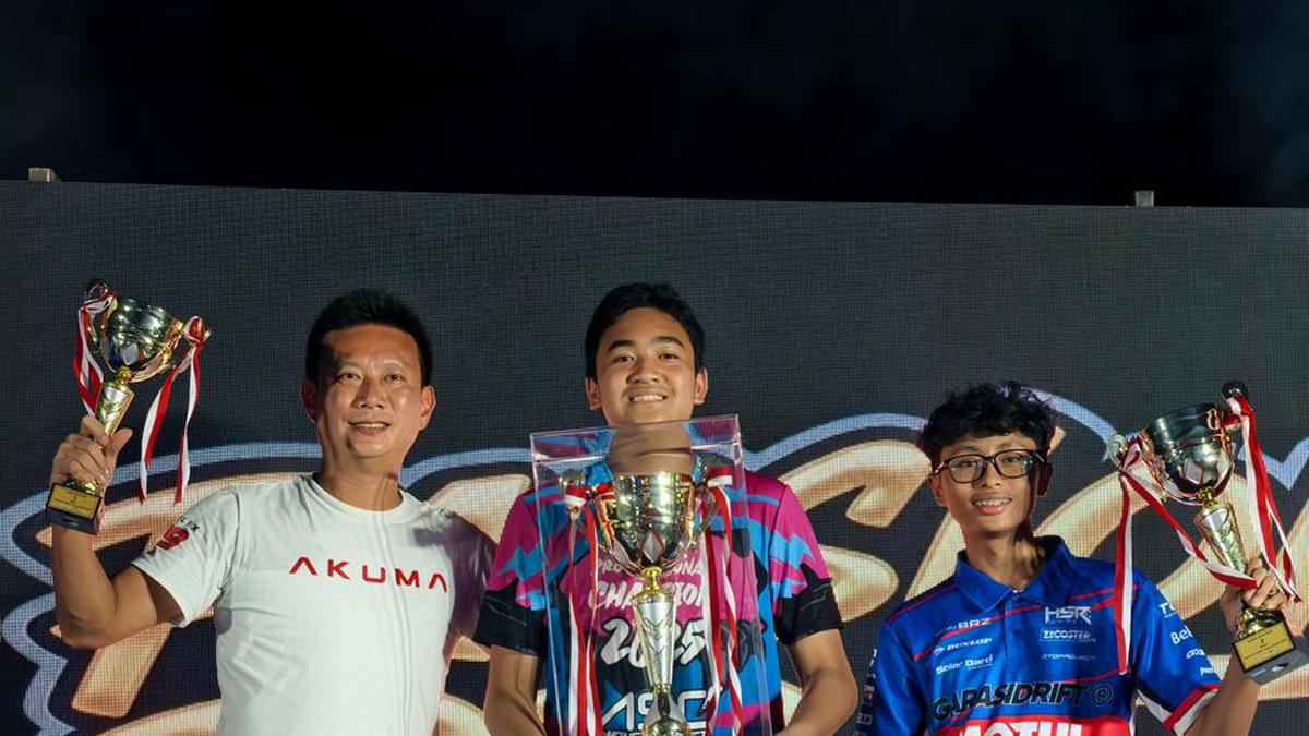 Raih Tiga Penghargaan di Passion Drift Awards 2025, Obell Resmi Sandang Gelar Juara Nasional Pro 2