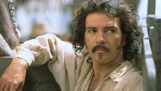 The Mask of Zorro (1998)