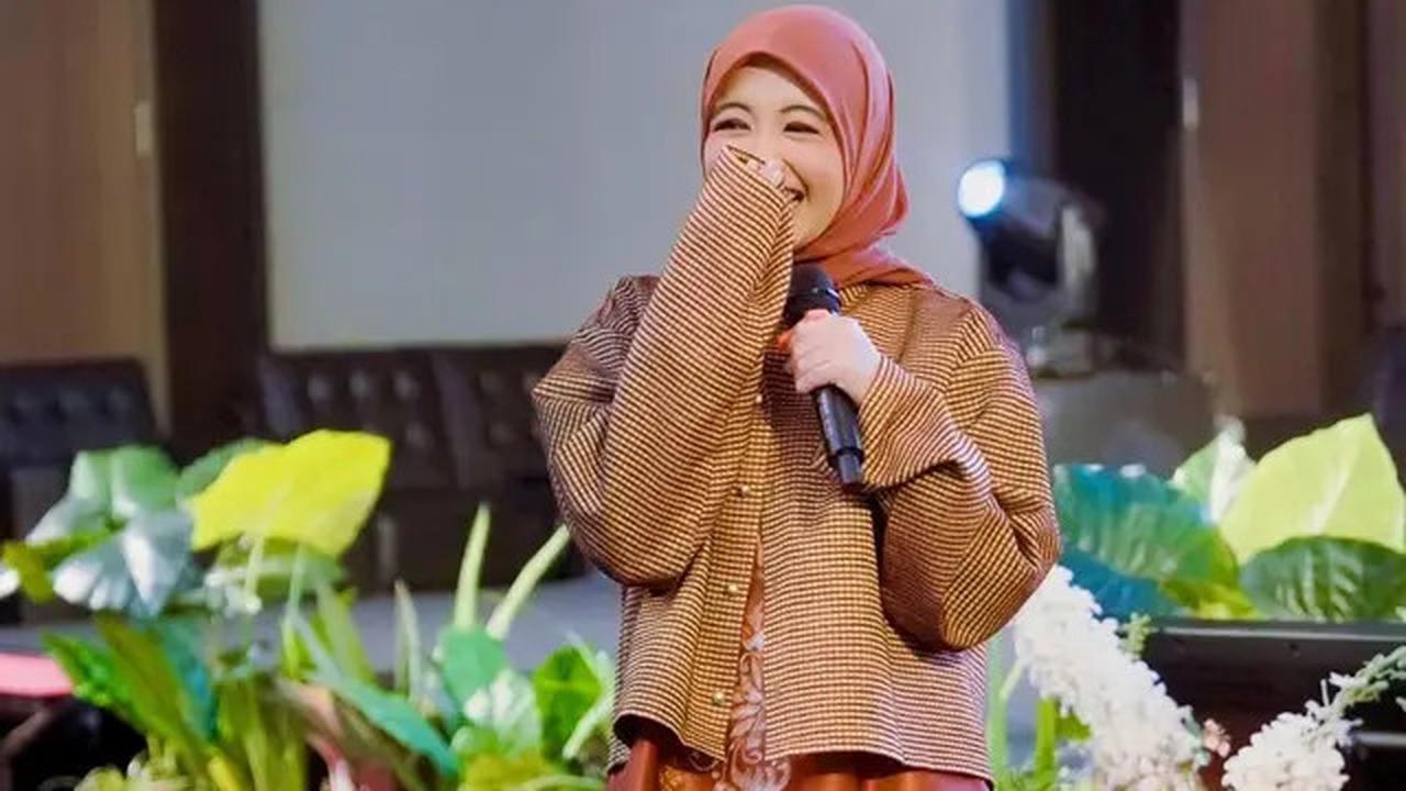 Arafah Rianti Dilabrak Tetangga karena Punya 3 Mobil, Warganet Pertanyakan Lahan Parkir