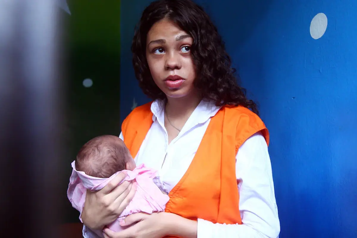 Heather Mack melahirkan putrinya sebelum hukumannya di Indonesia. (AP: Firdia Lisnawati)
