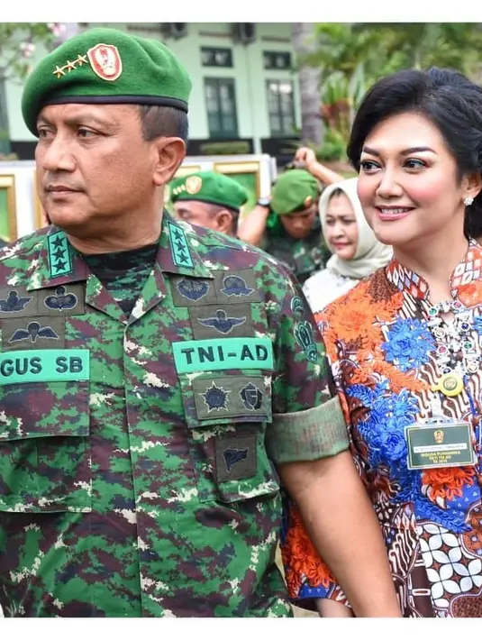 Bella Saphira (Instagram/bellasaphiraofficial)