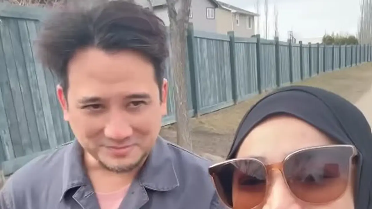 Cindy Fatikasari dan keluarga di Kanada (Instagram/cindyfatikasari18)