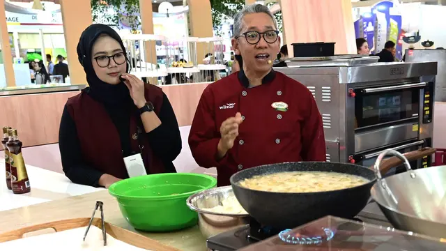 Suasana cooking demo menggunakan minyak wijen yang berkualitas