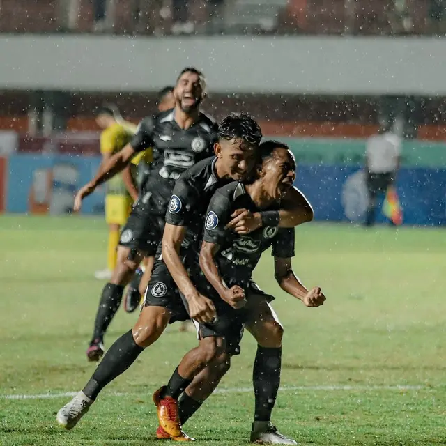 Todd Rivaldo Ferre