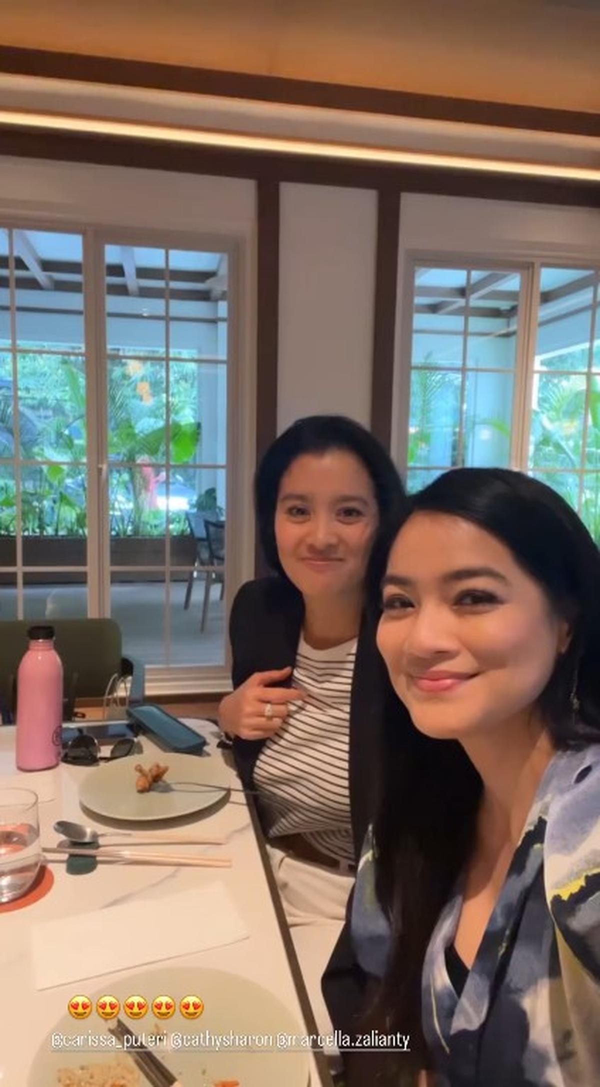 7 Potret Titi Kamal, Marcella Zalianty sampai Cathy Sharon Kumpul Bareng, Usia Sudah 40-an Awet Muda Semua