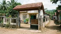 9 Model Gerbang Rumah Type 36 di Kampung, Tampilan Depan Makin Apik