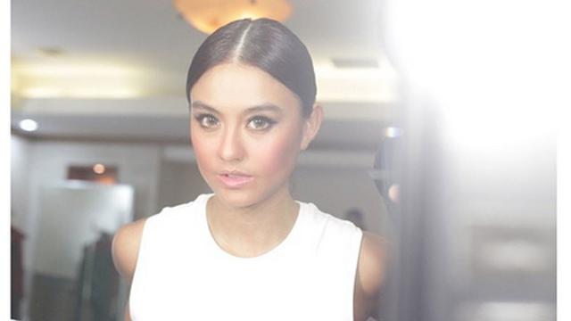 Agnes Monica Unggah Foto Seksi Pasca Disebut Mirip Pria - ShowBiz