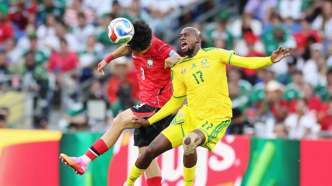 FOTO: Afrika Selatan Cetak Sejarah Lolos ke 32 Besar Piala Dunia