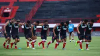 PSM saat persiapan jelang laga melawan Bhayangkara FC di Makassar. (Bola.com/Abdi Satria)