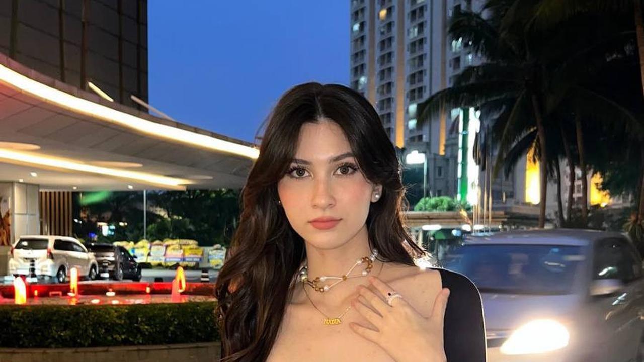 Diduga Pergi ke Bioskop Bersama Teuku Ryan, Ini 8 Foto Celia Thomas yangTuai Sorotan