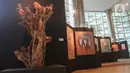 Sejumlah karya yang dipajang pada pameran seni rupa di Plaza Teater Besar, Taman Ismail Marzuki, Jakarta, Selasa (21/5/2024). (Liputan6.com/Herman Zakharia)