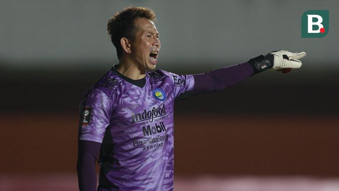 rekam jejak pesepak bola bali yang mewarnai timnas indonesia: pesona pulau dewata tak kalah silau (t