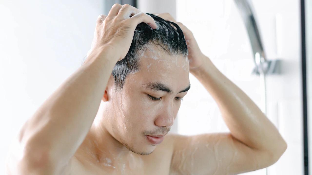Praktis dan Efisien, Produk 2in1 Hair & Body Jadi Pilihan Pria Setelah Berolahraga