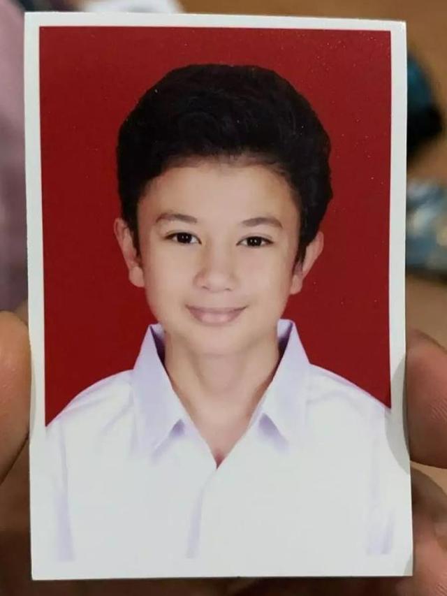 Potret Jadul 6 Pesinetron Cowok Pakai Seragam SD, Tampak Imut