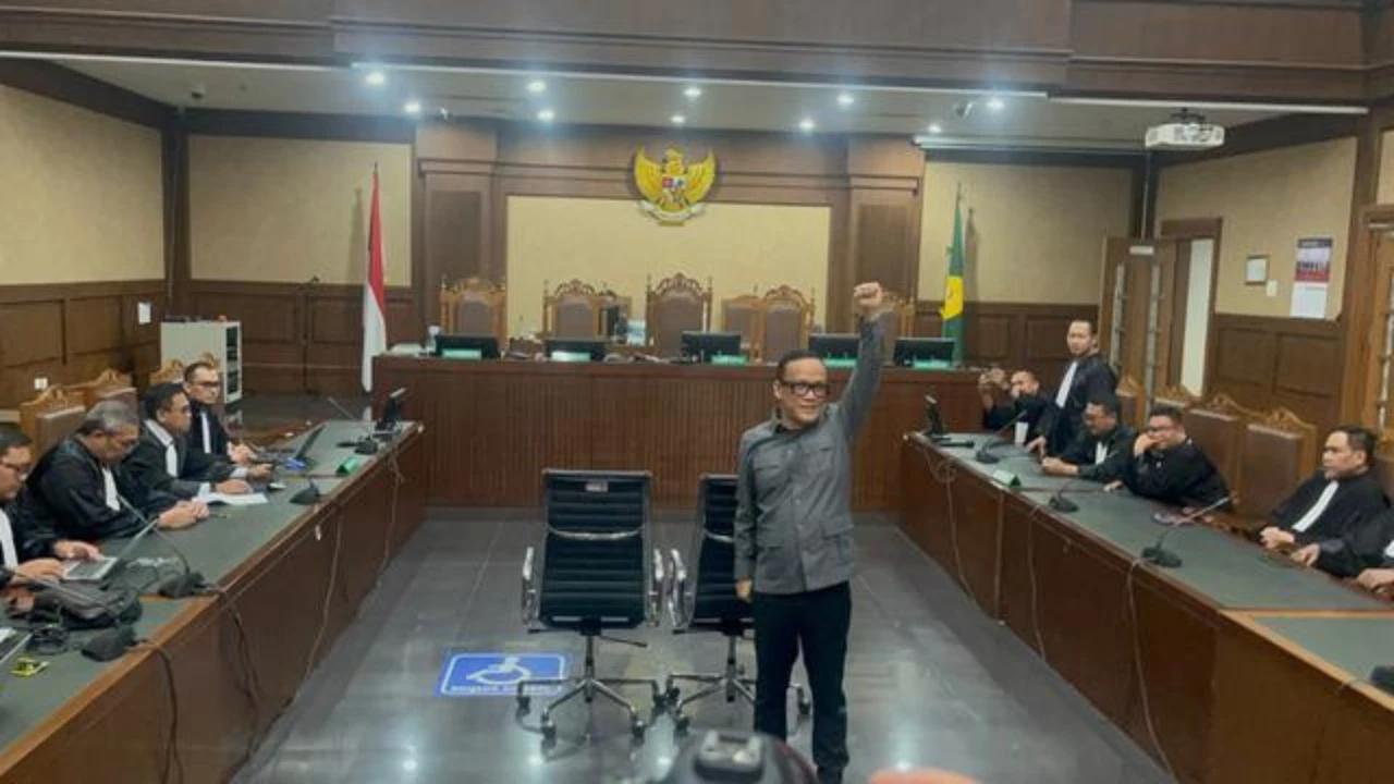 Eks Wamenaker Noel Divonis 4 Tahun 6 Bulan Penjara di Kasus Pemerasan Sertifikat K3