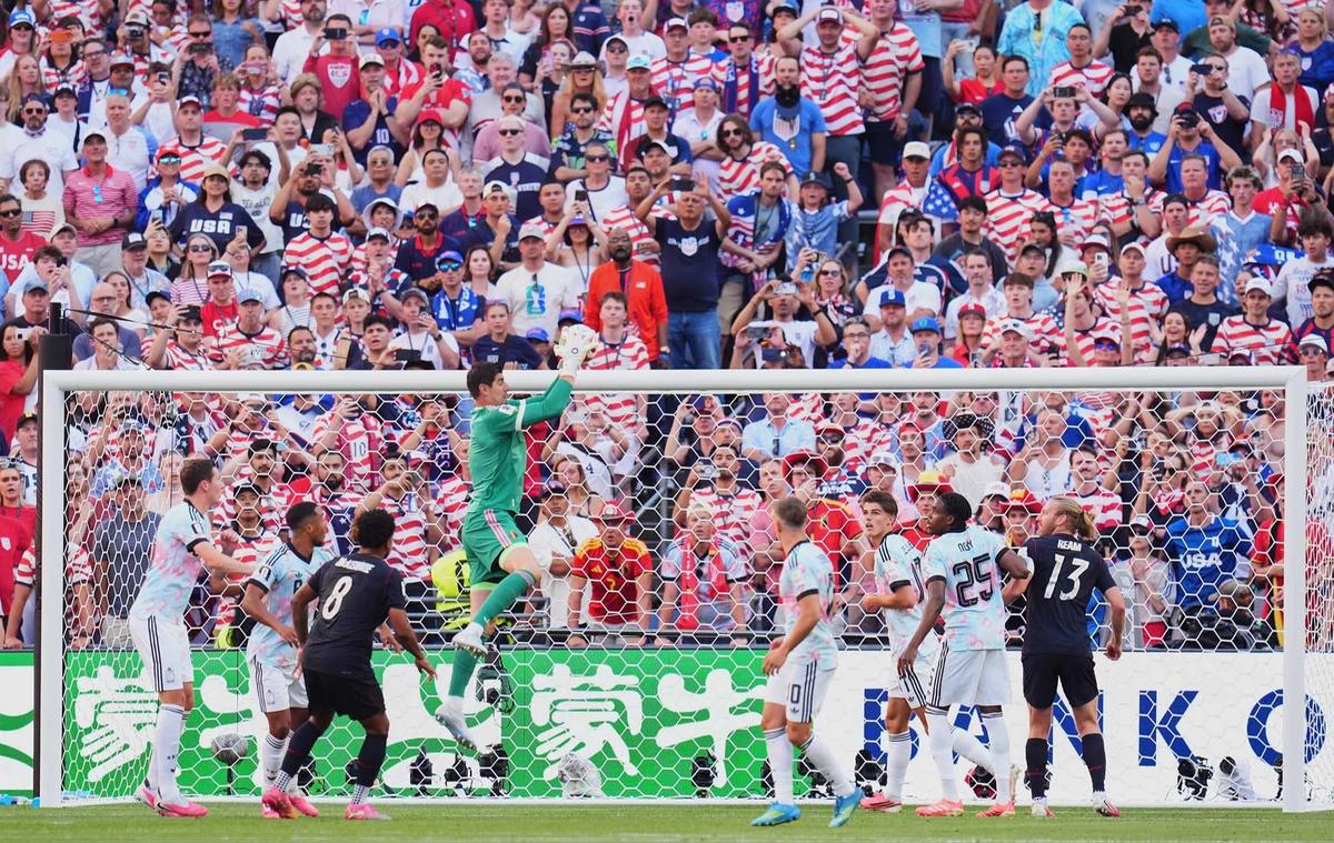 FOTO: Amerika Serikat Tersingkir Belgia Tantang Spanyol di Perempat Final