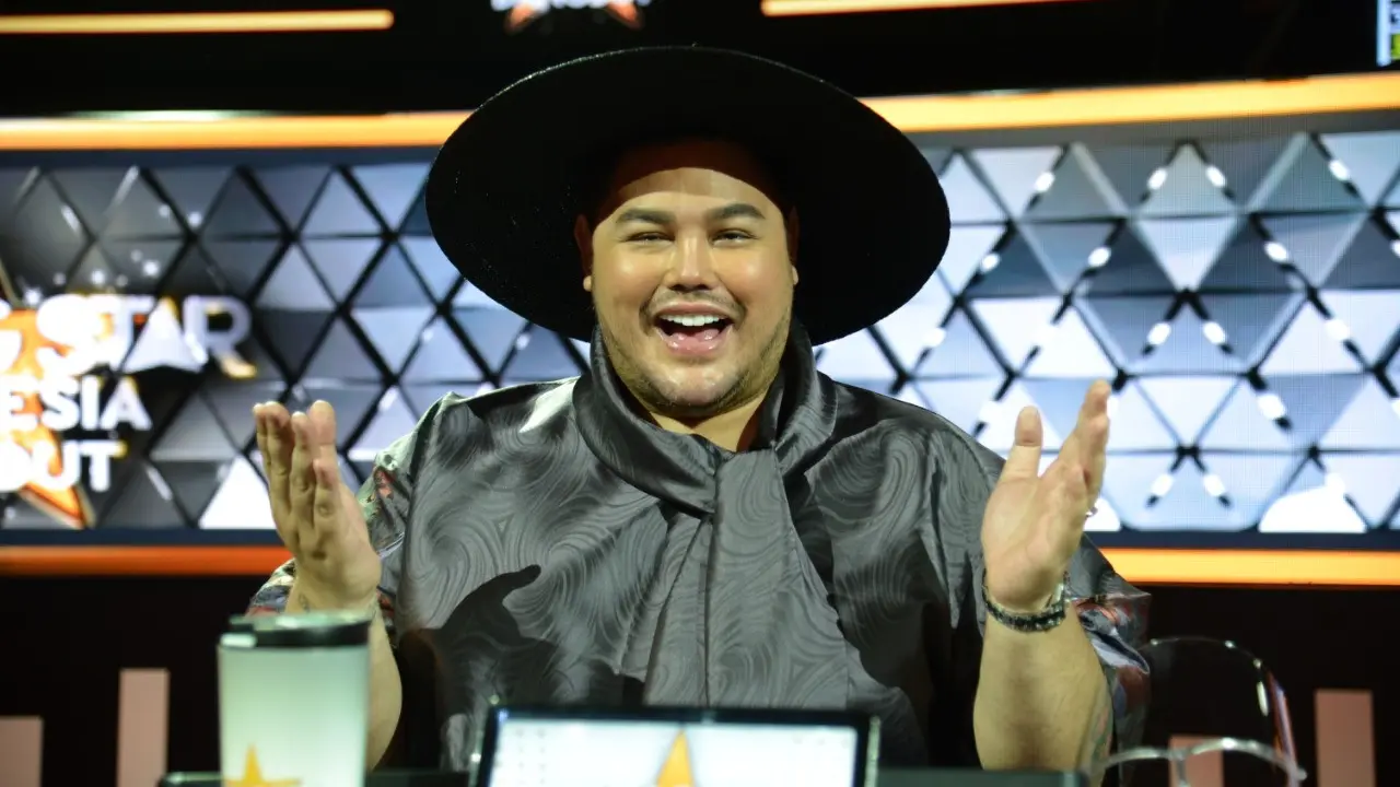 Aksi Ivan Gunawan dan Ayu Ting Ting di Rising Star Indonesia Dangdut
