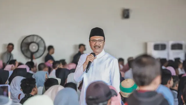 Pembekalan Kepala Sekolah Rakyat di Kulon Progo, Mensos Gus Ipul Tekankan Empati dan Integritas