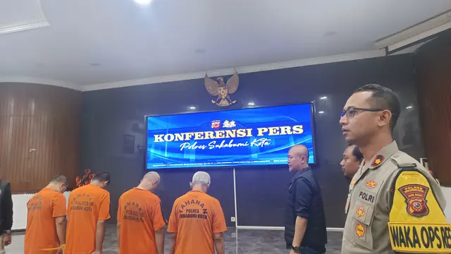 Satuan Reserse Kriminal Polres Sukabumi Kota berhasil membongkar sindikat pemalsuan dokumen STNK dan BPKB.