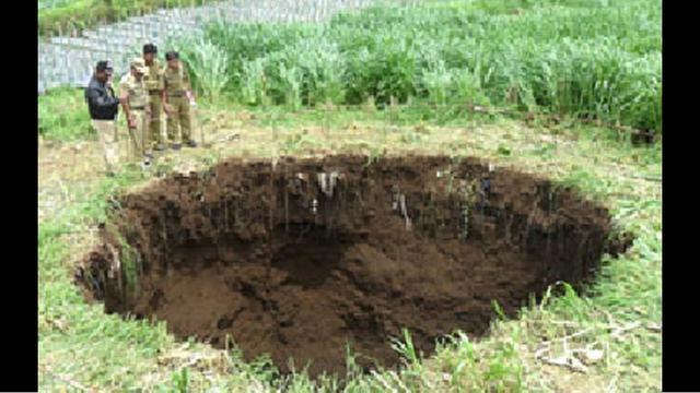 6 Lubang Misterius yang Mengerikan di Beberapa Negara