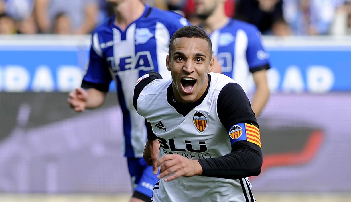 7. Rodrigo (Valencia) - 8 Gol (1 Penalti). (AFP/Ander Gillenea)
