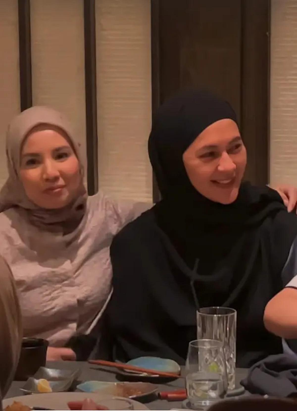 Tampilan Fresh Paula Verhoeven Tanpa Makeup Saat Kumpul Bareng Geng Cendol, Tebar Senyum Sumringah yang Manis