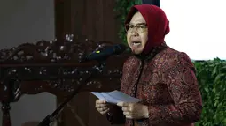 Wali Kota Surabaya Tri Rismaharini memberi sambutan saat peluncuran gerakan Jaga Bhumi periode ke-2 di Jakarta, Rabu (21/11). Gerakan ini memiliki slogan 'Kembalikan Kejayaan Alam Indonesia'. (Liputan6.com/Immanuel Antonius)