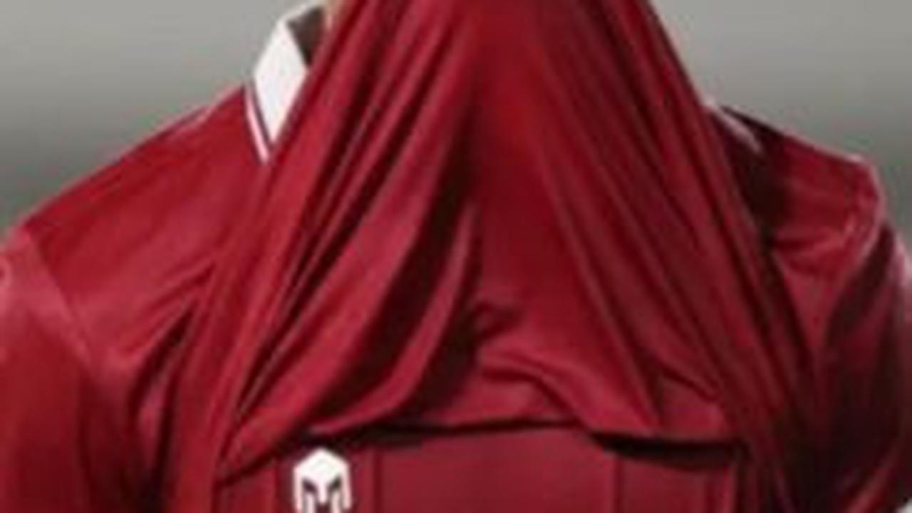 Selebrasi Pratama Arhan Usai Cetak Gol Pamer Nama Istri di Baju, Elkan Baggott Sampai Nengok Penasaran