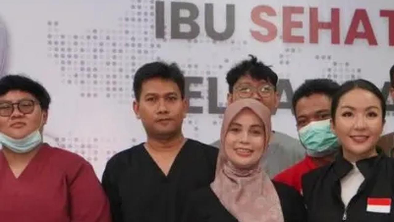Bertemu Warga Jakarta, Istri Ganjar Siti Atikoh dan Charles Honoris PDIP Edukasi Pencegahan Stunting