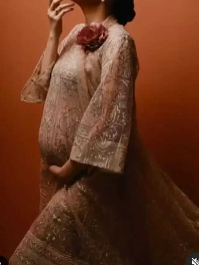 6 Potret Maternity Shoot Nella Kharisma, Romantis Ditemani Dory Harsa
