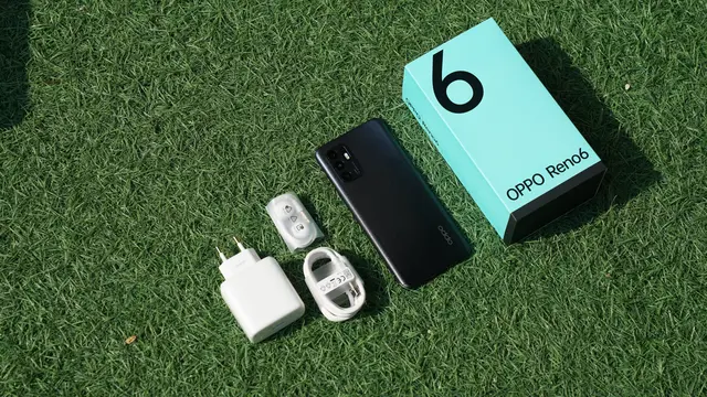OPPO Reno6