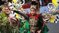 Cinta diketahui tidak menerima bayaran sedikitpun dalam acara Jember Fashion Carnaval ini. Meski begitu Cinta tetap tampil maksimal. (Liputan6.com/IG/@ikhlasdigital21)