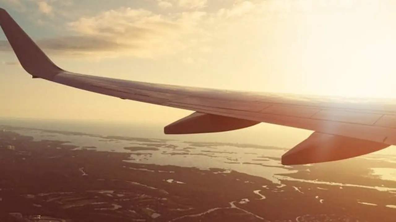 Jangan tidur saat pesawat take off/copyright Pexels.com