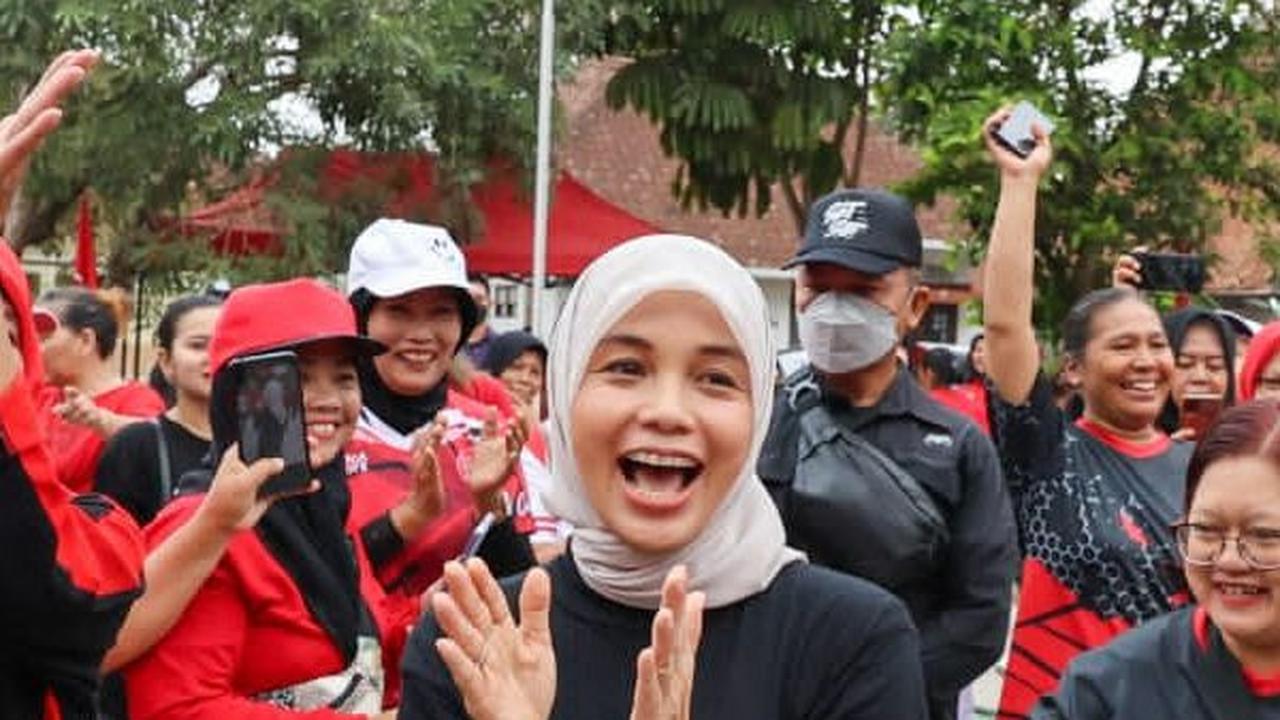 Bertemu Emak-emak di Magelang, Istri Ganjar Kenalkan Program Satu Keluarga Miskin Satu Sarjana