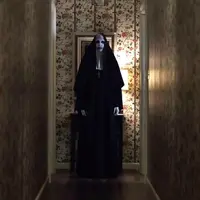 Gimana kalau kamu ketemu Valak di kehidupan nyata? Apa reaksimu? (Via: fotoheboh.com)