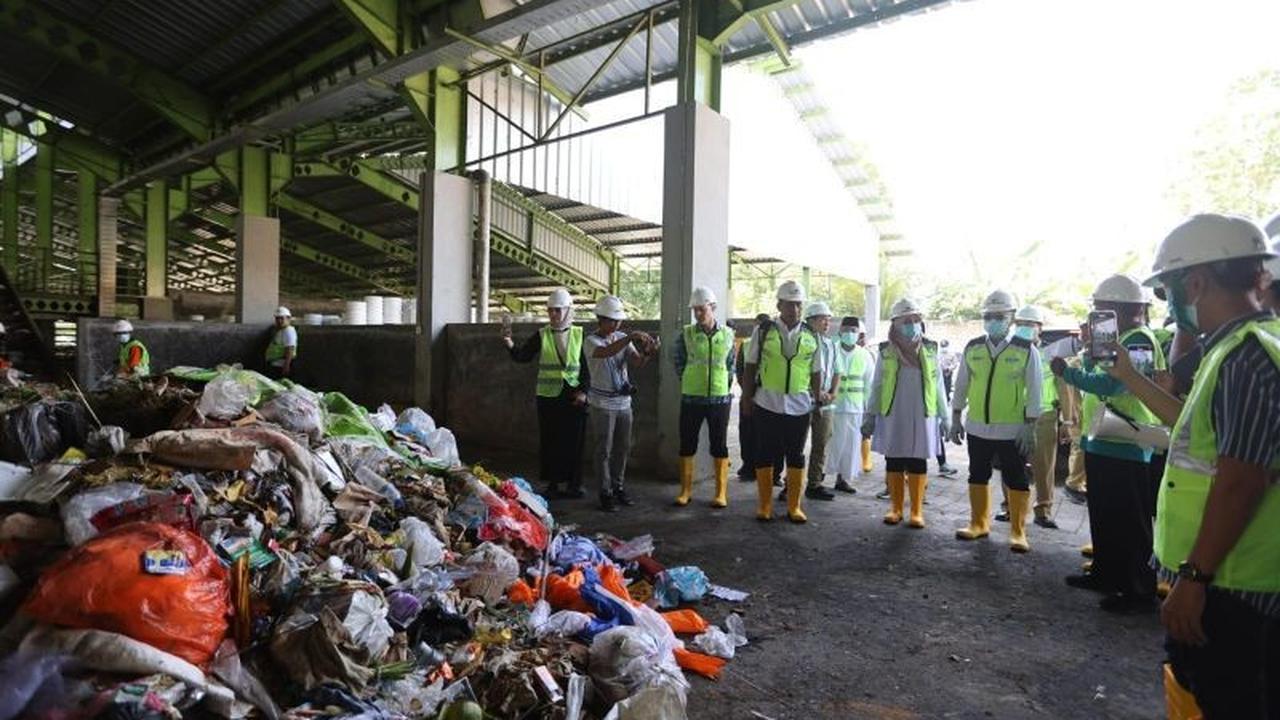 Banyuwangi Perkuat Pengelolaan Sampah: TPS 3R Baru Jangkau 37 Desa, Kapasitas 160 Ton/Hari