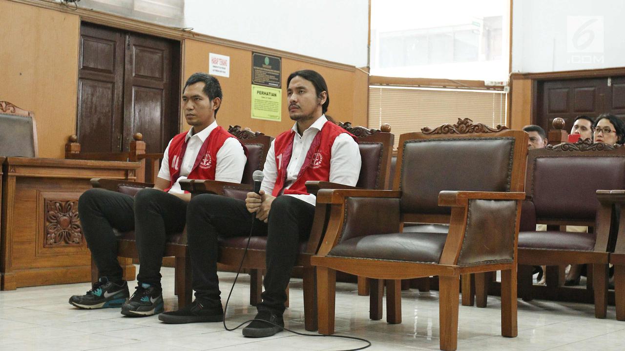 Ello Divonis 9 Bulan Rehabilitasi