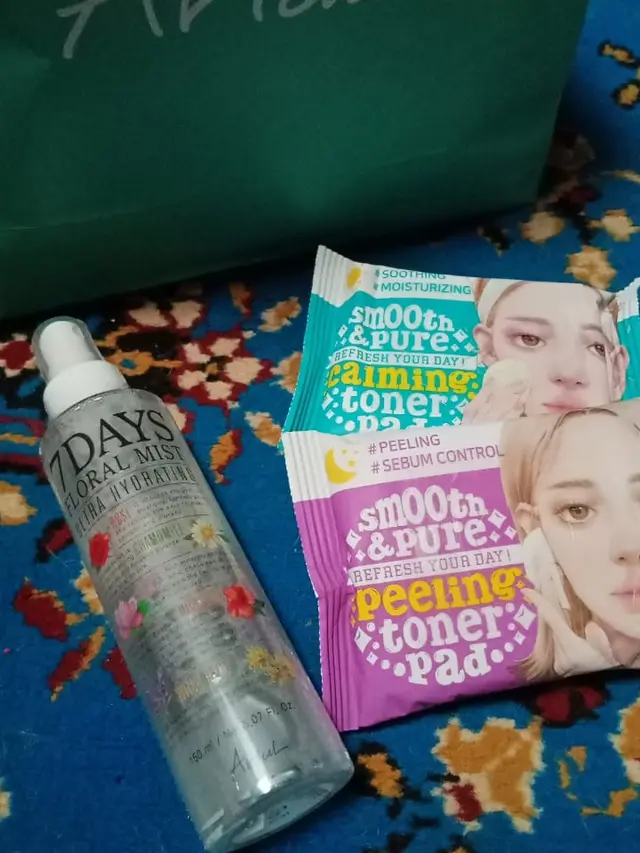 2 Cara Mudah Membersihkan Pori-Pori Sekaligus Melembapkan Kulit dengan Rangkaian Skincare yang Tepat