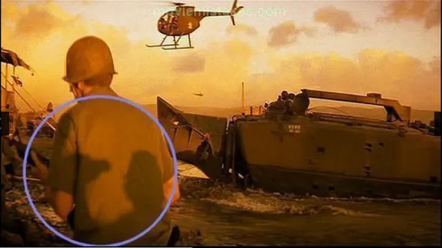 5 Penampakan 'Tak Sengaja' di Film Hollywood