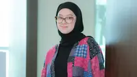 Adinda Tri Lovely Raih Posisi Kedua di Kompetisi Tata Wastra 2024 dengan Karya Memukau