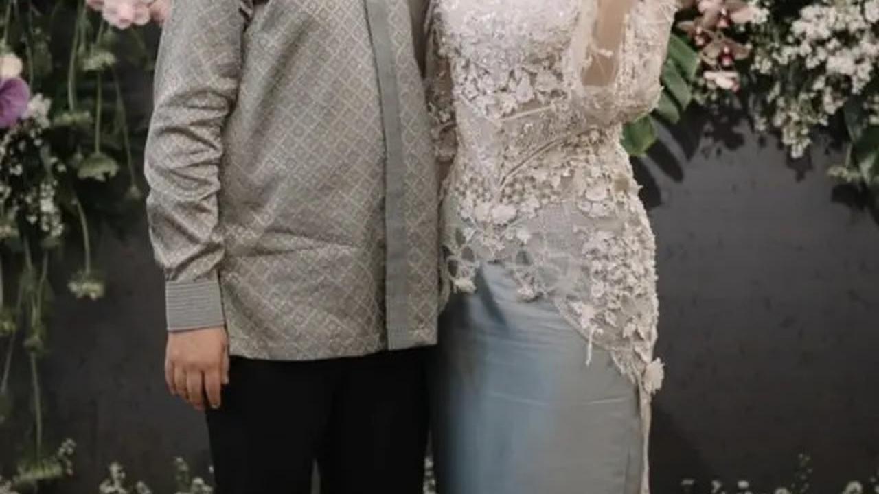 6 Pesona Kebaya hingga Makeup Aisha, Calon Istri Komika Oza Rangkuti