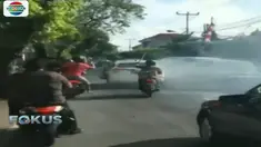Petugas BNN berusaha menghentikan laju mobil dengan memberikan beberapa kali tembakan peringatan.