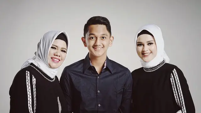 6 Potret Teuku Baihaqi, Adik Cut Meyriska yang Jarang Tersorot