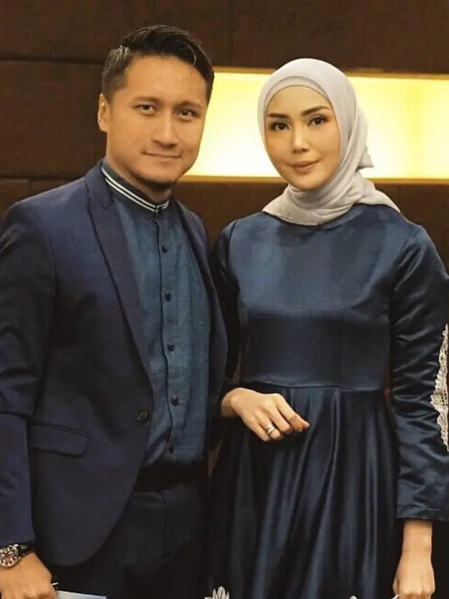 [Bintang] Arie Untung dan Fenita Arie
